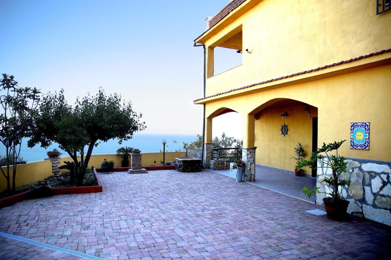 Villa Yellow House Licata Exteriér fotografie